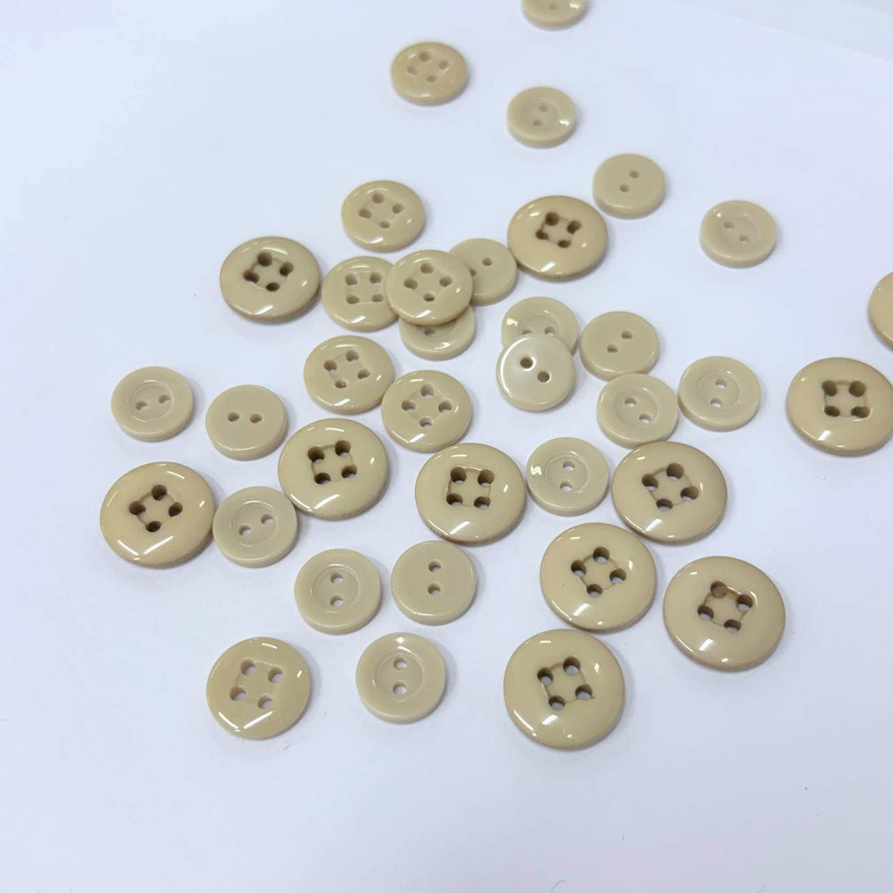 כפתור צבא בז