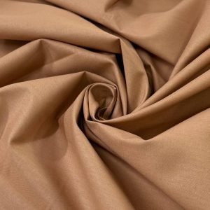 בד כותנה רוחב 2.40 בז קאמל בהיר חלק