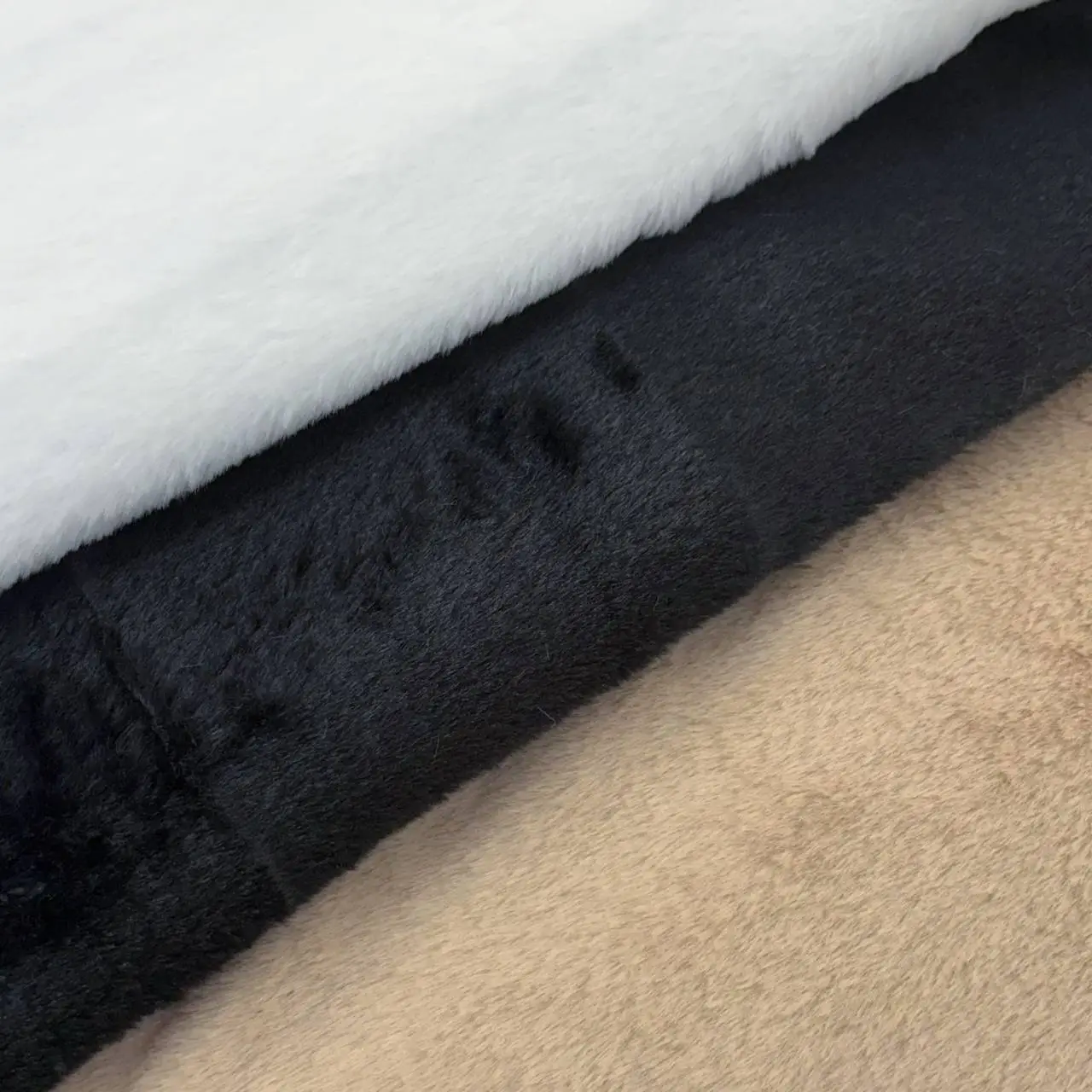 ⁦בד פרווה קצרה לבן⁩ – תמונה ⁦4⁩