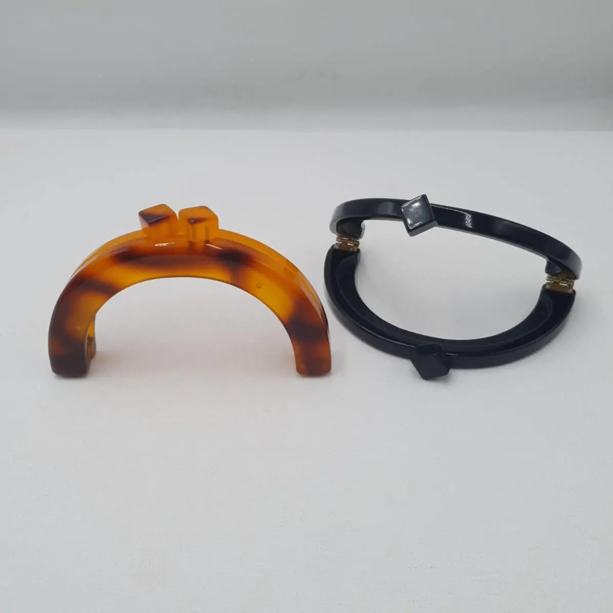 סוגר לתיק ארנק מנומר