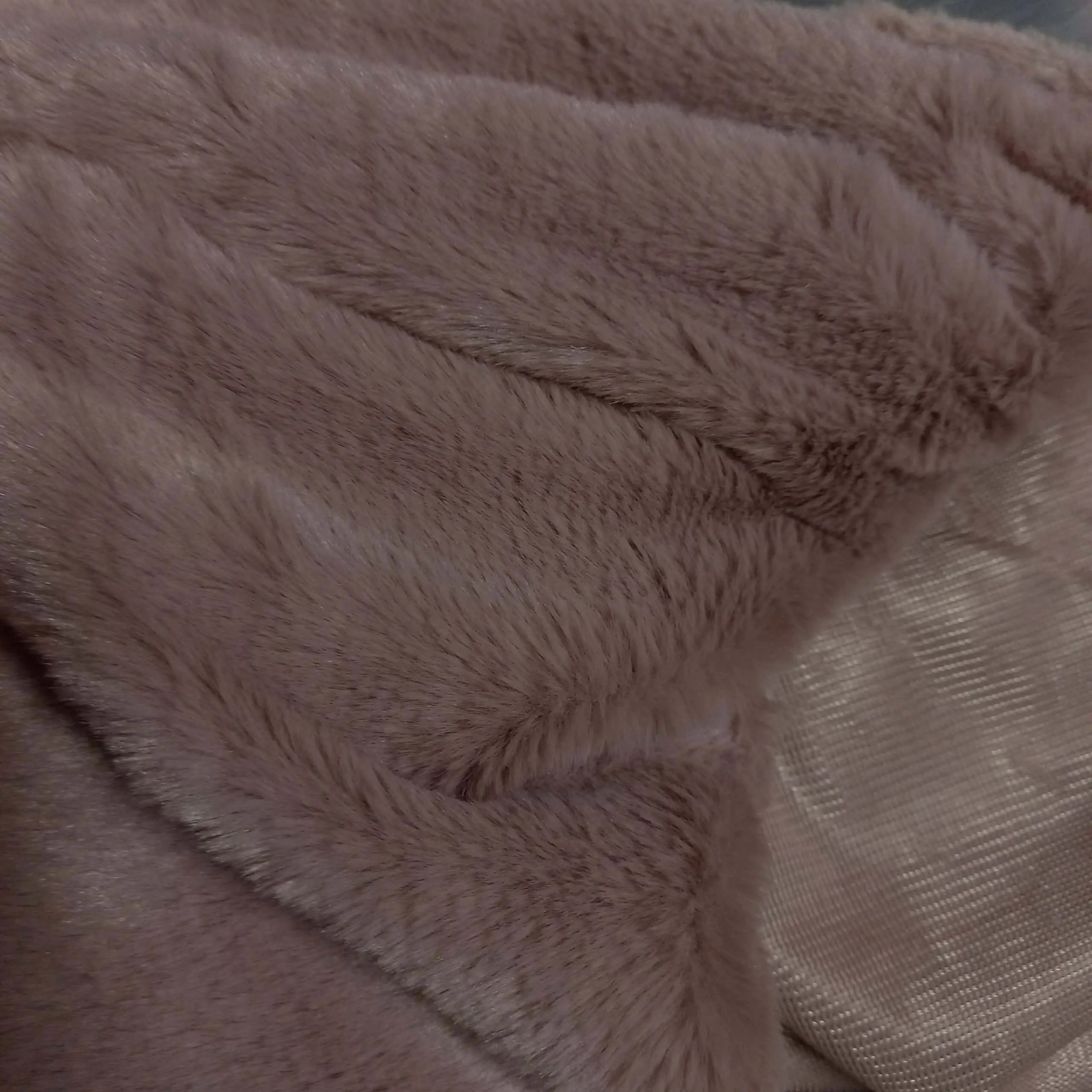 בד פרווה קצרה ורוד עתיק כהה