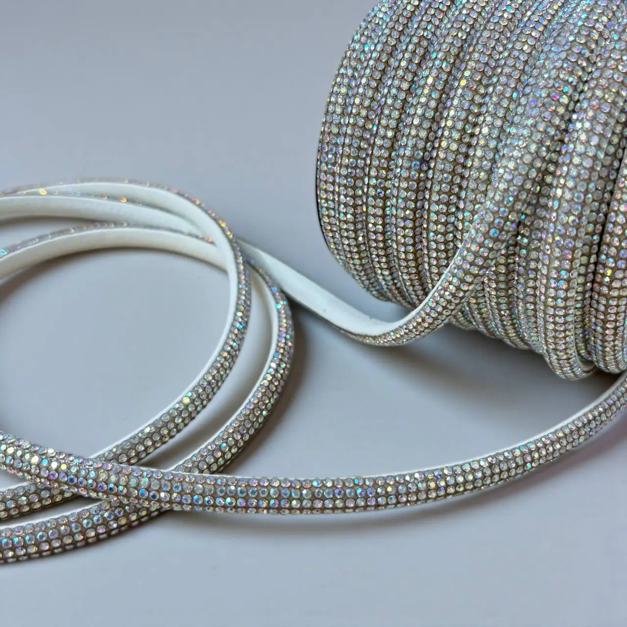 פס יהלומים הולוגרפיה בהיר