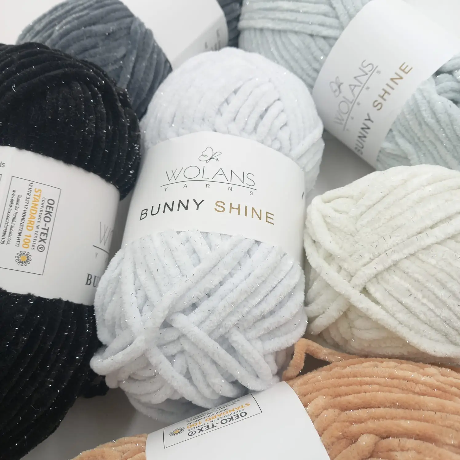 חוט סריגה קטיפה באני שיין