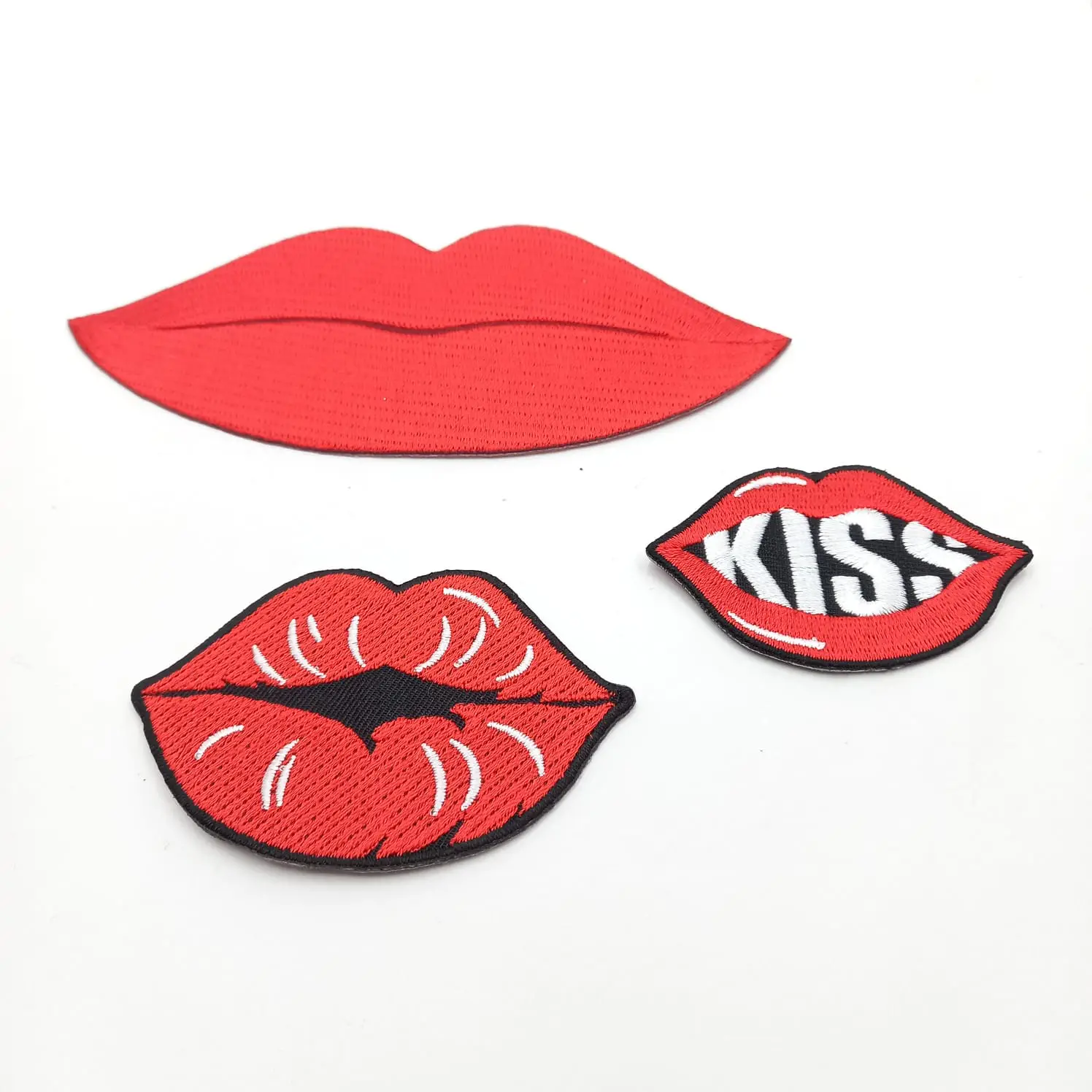 ⁦פאץ נשיקה kiss⁩ – תמונה ⁦2⁩