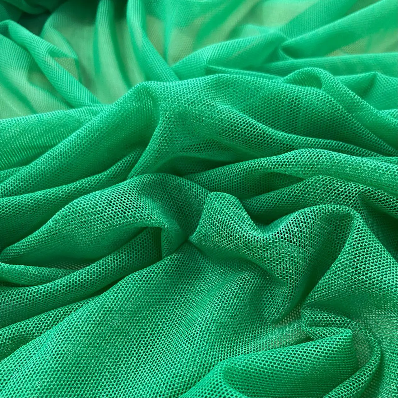 ⁦בד שיפון לייקרה ירוק⁩ – תמונה ⁦2⁩