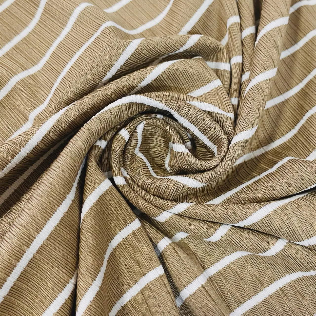 בד ריב לייקרה פסים בז לבן