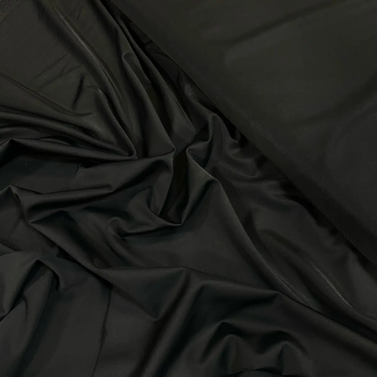 בד מדונה/אופרה שחור מט